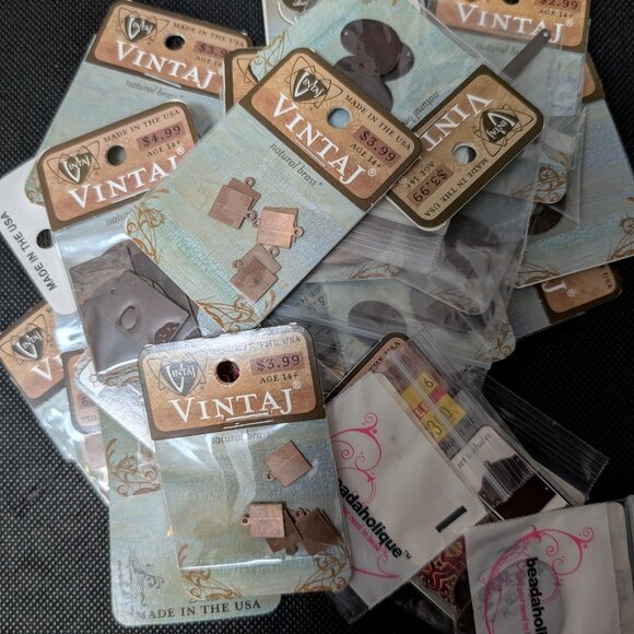 Lot of Vintaj brass jewelry making findings - Picture 2 of 5